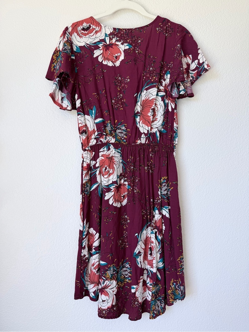 NWT Band of Gypsies Burgundy Floral High-Low Wrap Dress Medium - Picture 2 of 10